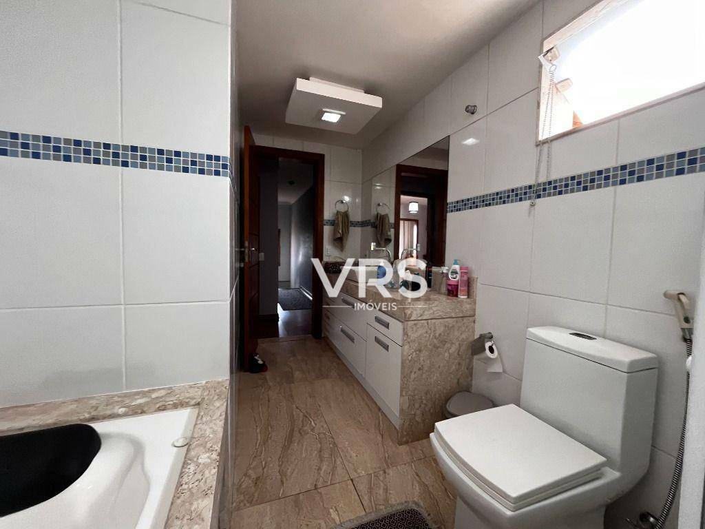 Casa à venda com 3 quartos, 154m² - Foto 34