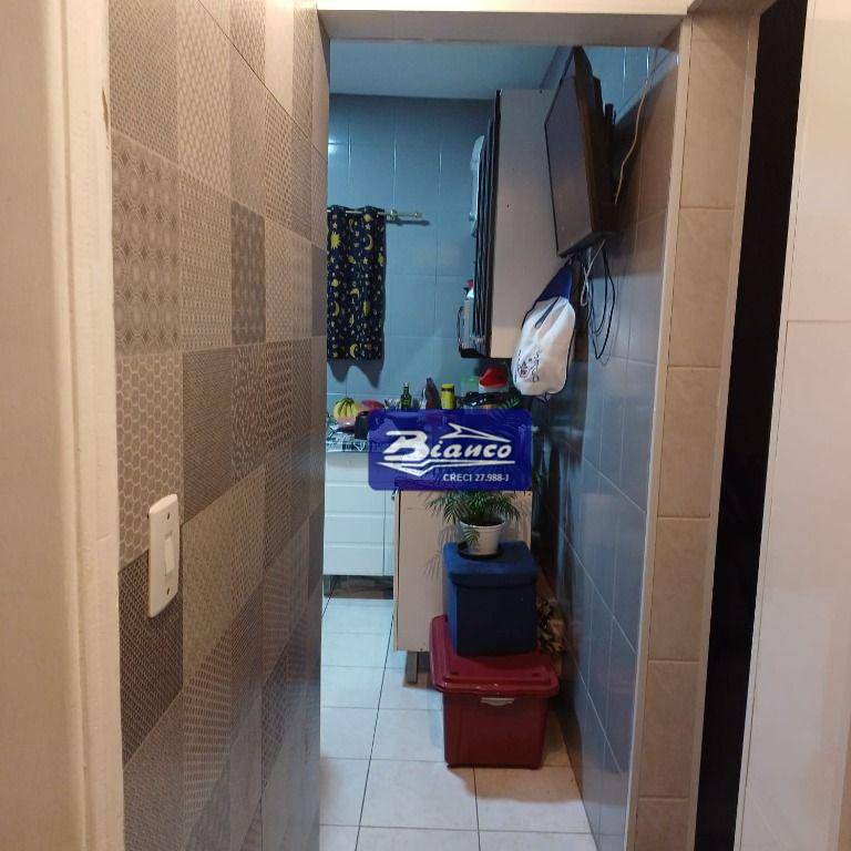 Apartamento à venda com 1 quarto, 42m² - Foto 6