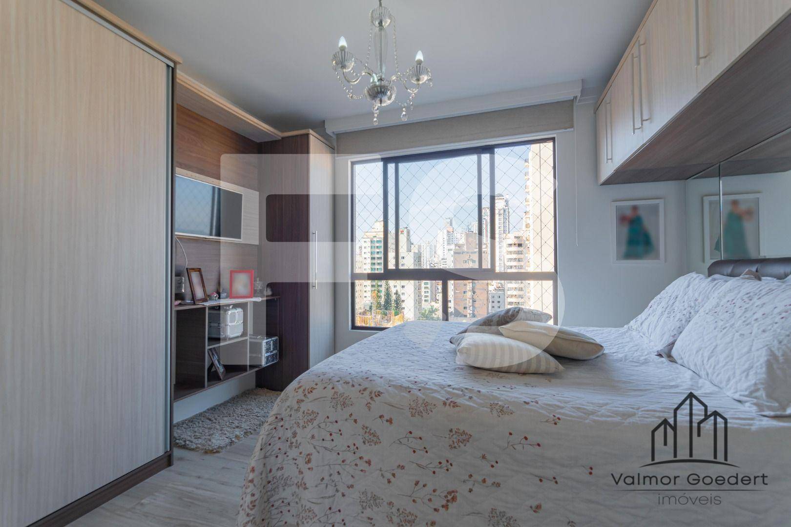 Apartamento à venda com 3 quartos, 127m² - Foto 14