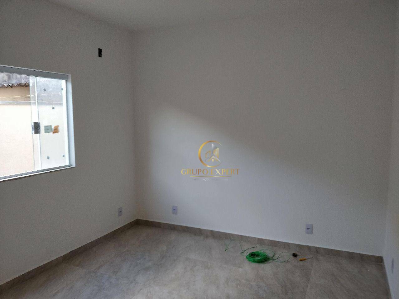 Sobrado à venda com 4 quartos, 180m² - Foto 3