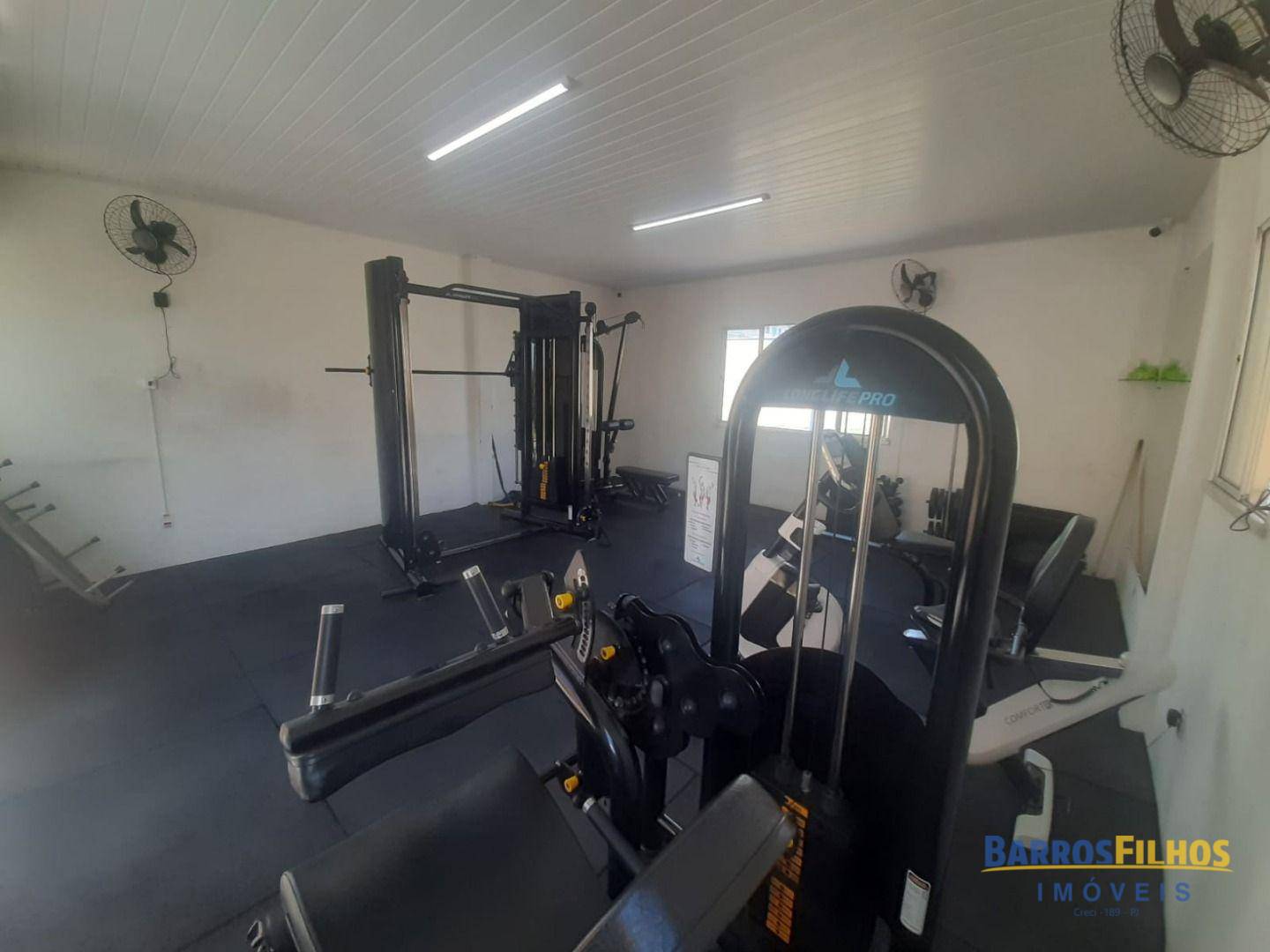 Casa de Condomínio para alugar com 2 quartos, 43m² - Foto 9