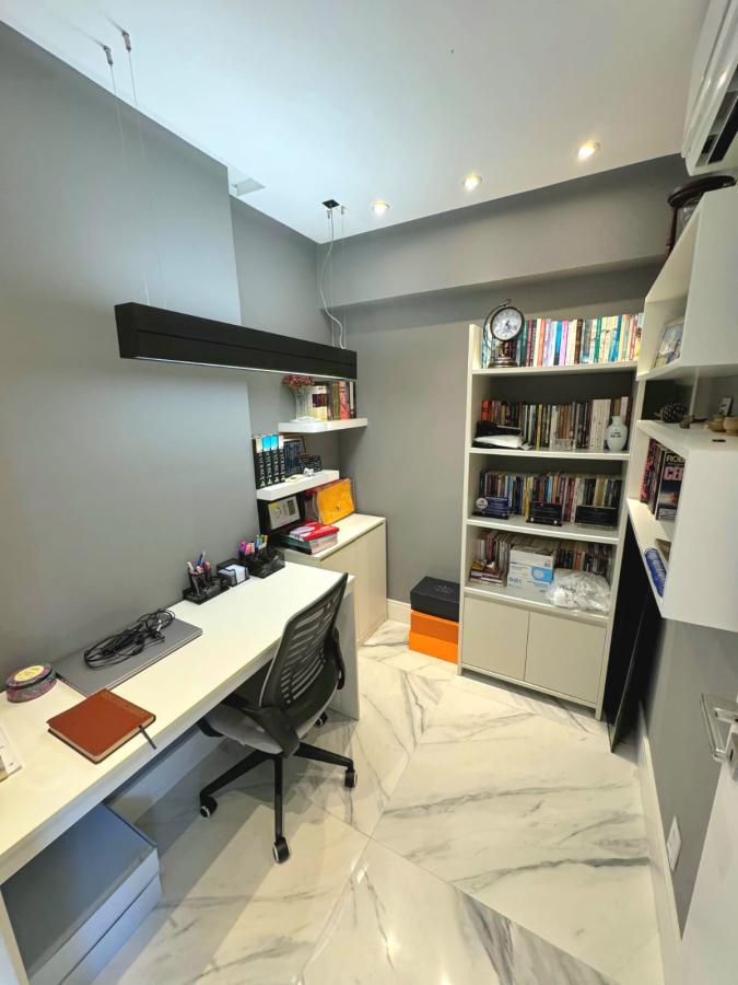 Apartamento à venda com 3 quartos, 131m² - Foto 5