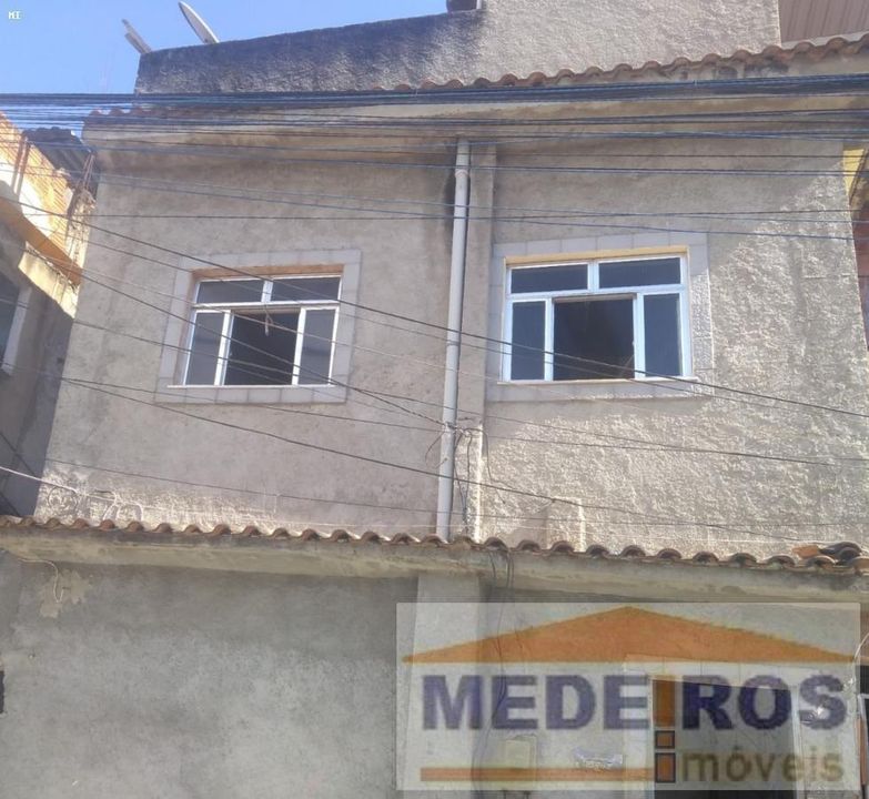 Casa à venda com 3 quartos, 160m² - Foto 2