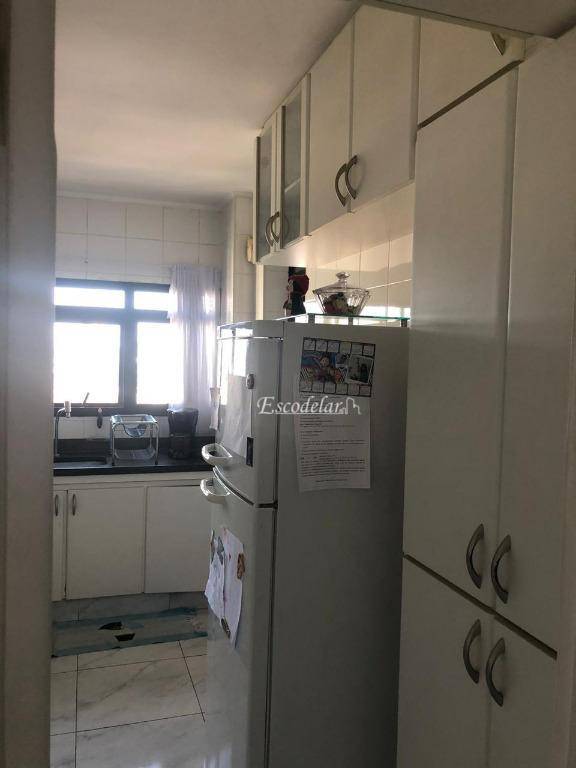 Apartamento à venda com 4 quartos, 160m² - Foto 11