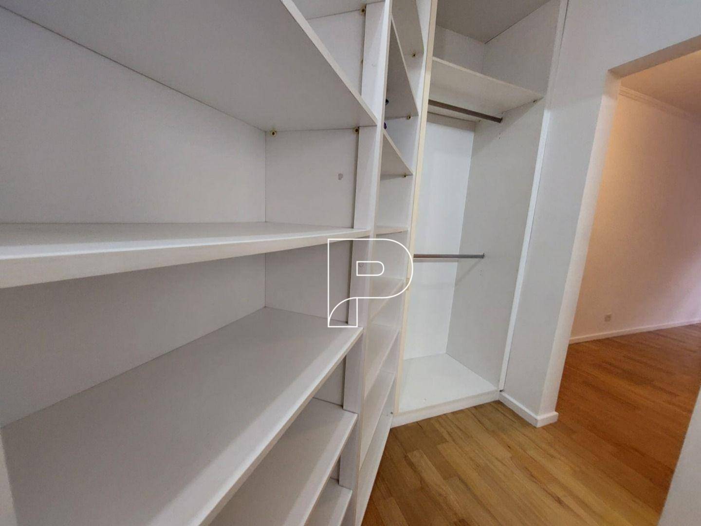 Casa de Condomínio à venda com 3 quartos, 360m² - Foto 15