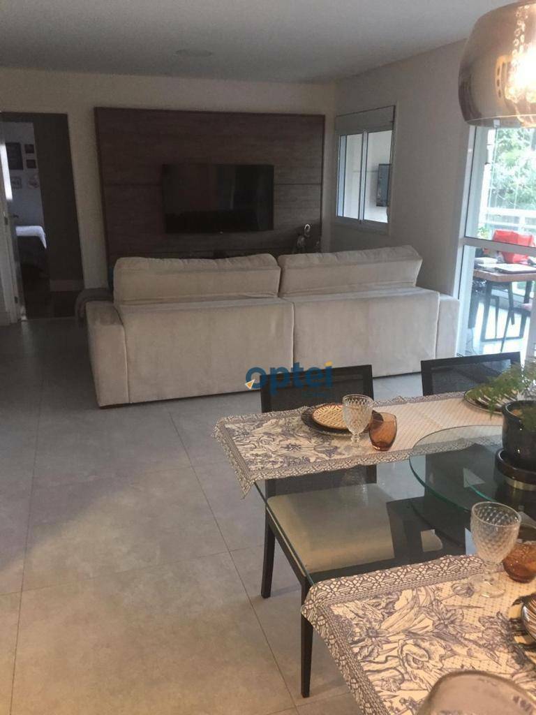 Apartamento à venda com 3 quartos, 137m² - Foto 13