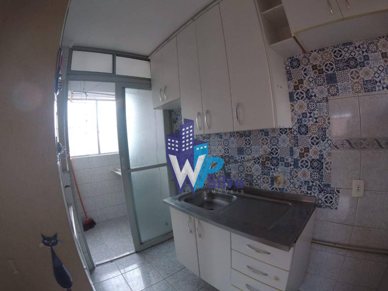 Apartamento à venda com 2 quartos, 42m² - Foto 3