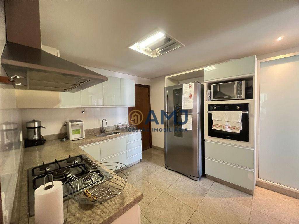 Apartamento à venda com 3 quartos, 140m² - Foto 7