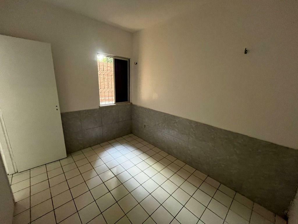 Apartamento para alugar com 2 quartos, 45m² - Foto 6