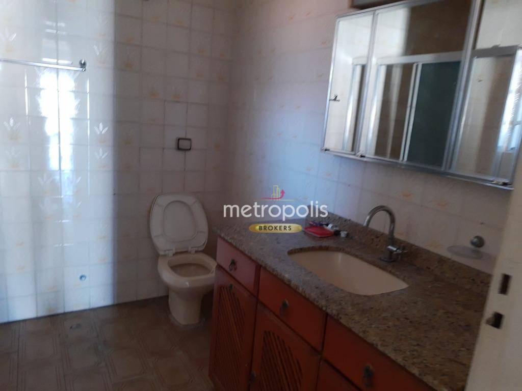 Casa para alugar com 2 quartos, 120m² - Foto 10