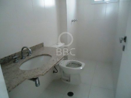 Apartamento à venda com 2 quartos, 66m² - Foto 6