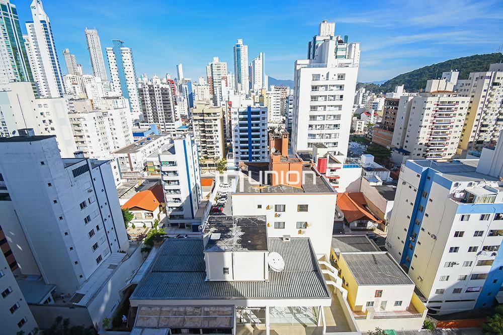 Apartamento à venda com 4 quartos, 130m² - Foto 25