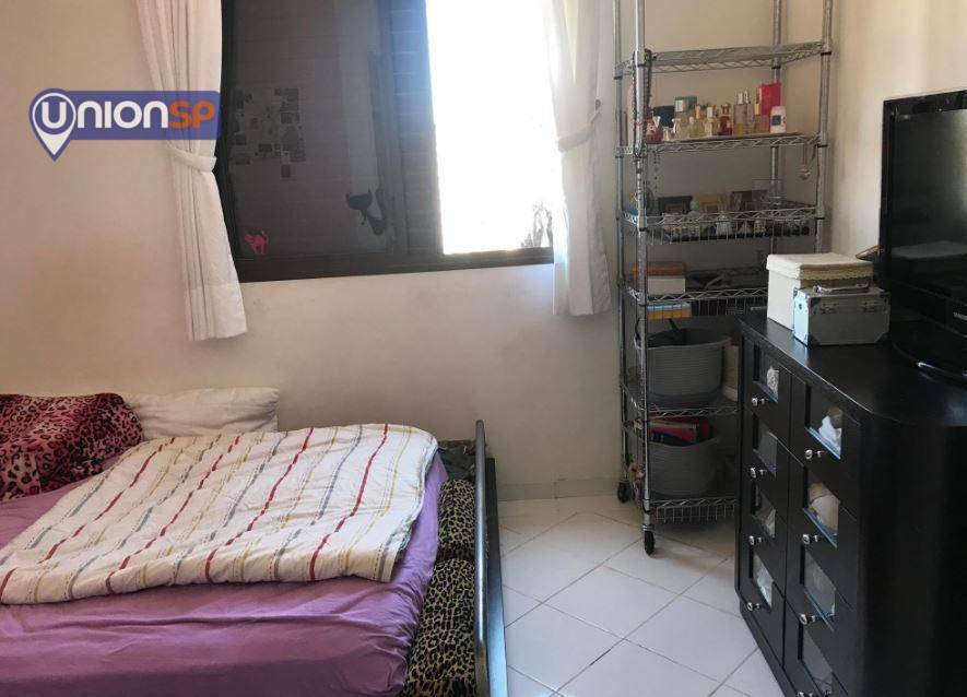 Apartamento à venda com 3 quartos, 65m² - Foto 3