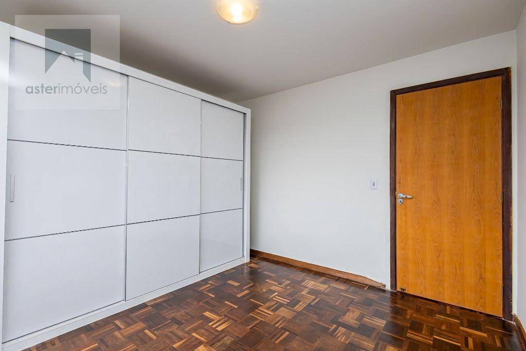 Apartamento para alugar com 3 quartos, 136m² - Foto 26