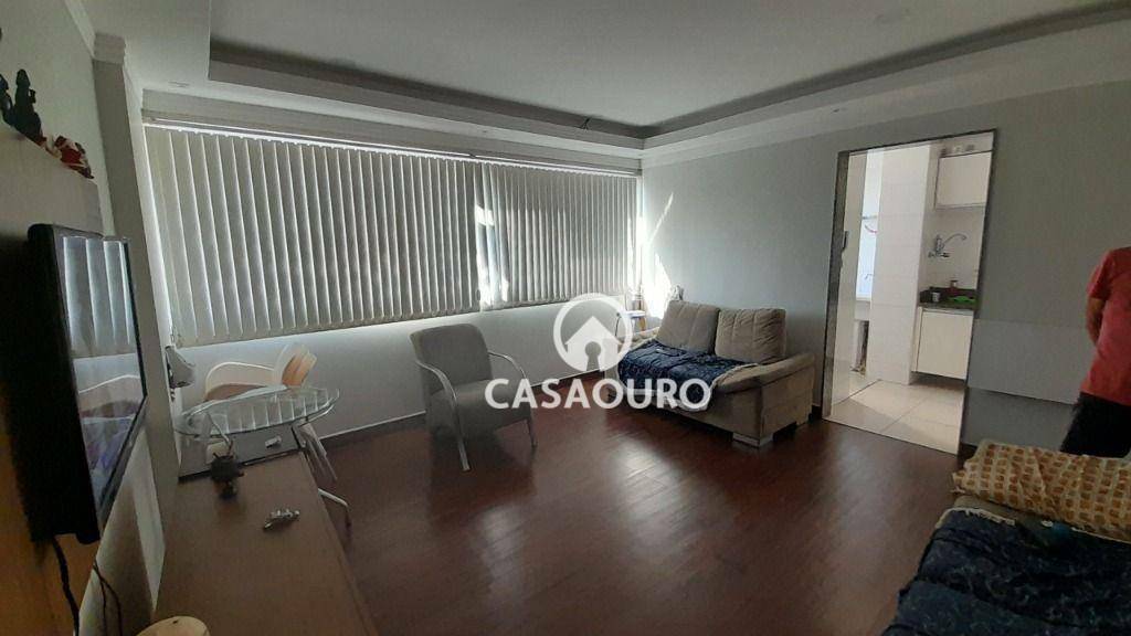 Apartamento à venda com 2 quartos, 65m² - Foto 5