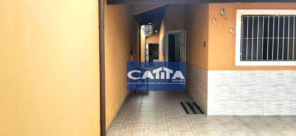 Casa à venda com 2 quartos, 70m² - Foto 3