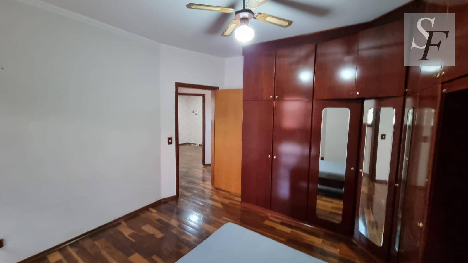 Sobrado para alugar com 3 quartos, 302m² - Foto 46