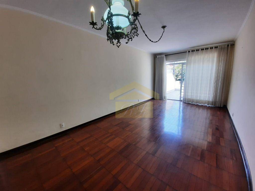 Sobrado à venda com 3 quartos, 190m² - Foto 3