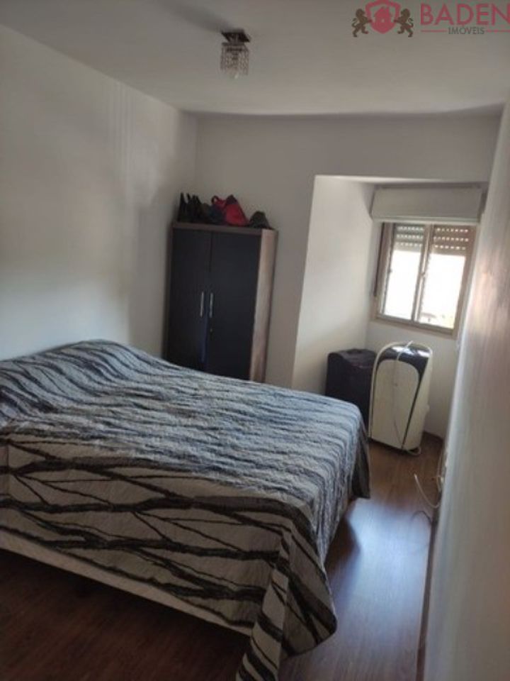 Apartamento à venda com 1 quarto, 55m² - Foto 9