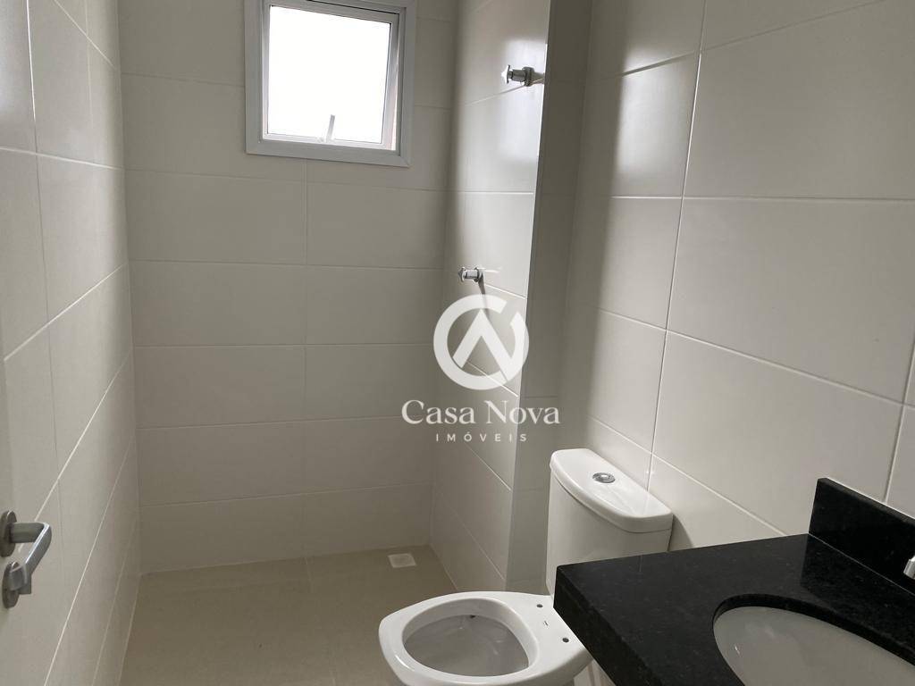 Apartamento à venda com 2 quartos, 67m² - Foto 17