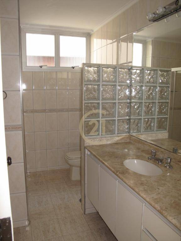 Apartamento à venda e aluguel com 3 quartos, 135m² - Foto 8