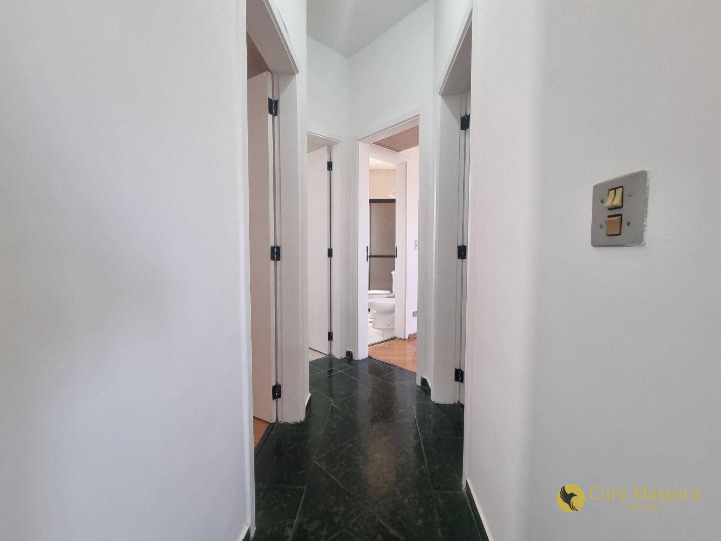 Apartamento para alugar com 3 quartos, 95m² - Foto 18