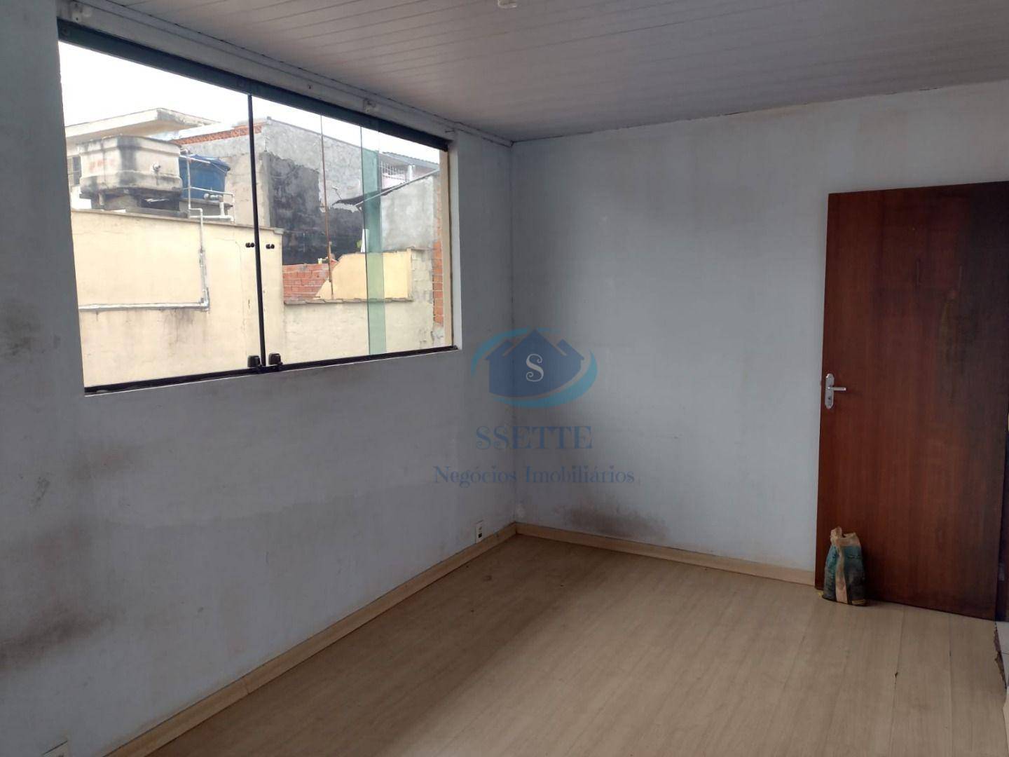 Casa à venda com 2 quartos, 140m² - Foto 9