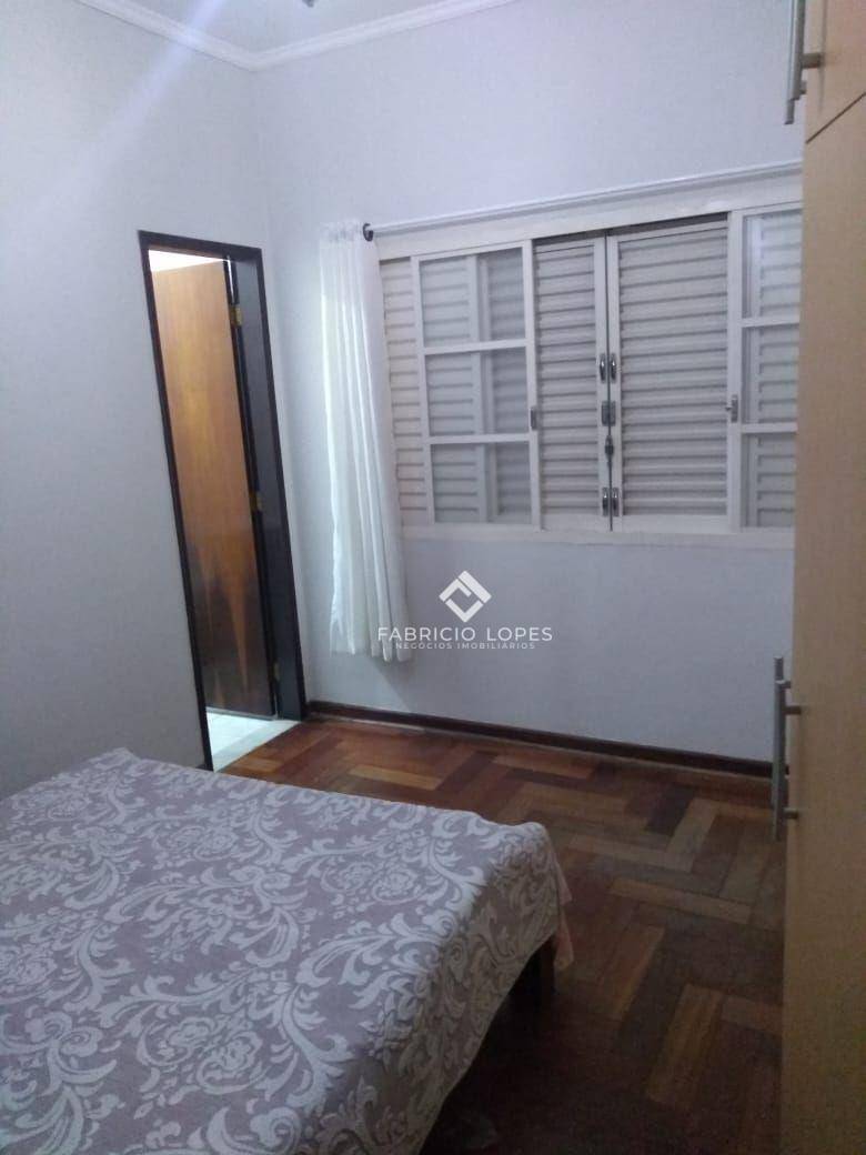 Casa para alugar com 3 quartos, 120m² - Foto 18