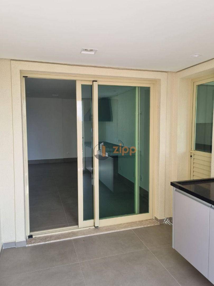 Apartamento para alugar com 2 quartos, 74m² - Foto 13