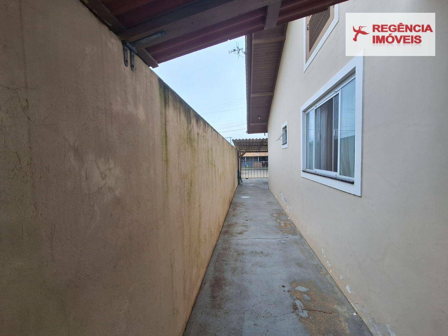 Casa à venda com 2 quartos, 77m² - Foto 5