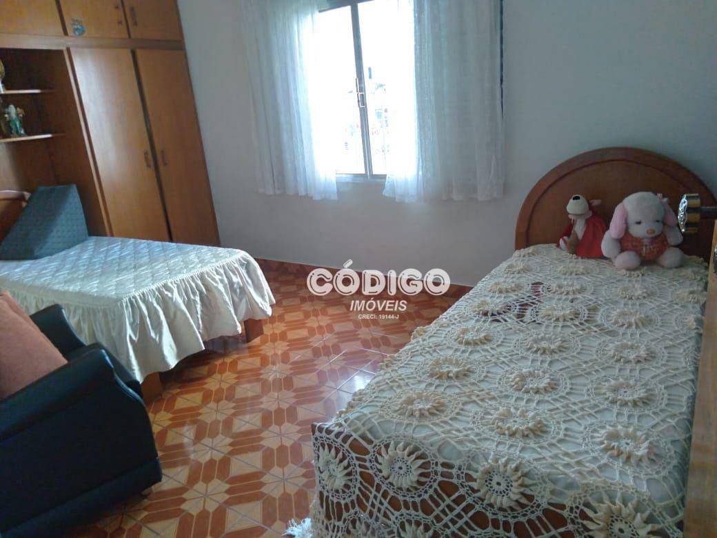 Sobrado à venda com 4 quartos, 205m² - Foto 9