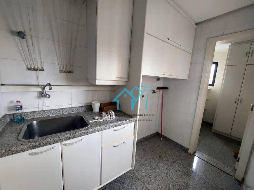 Apartamento à venda com 3 quartos, 162m² - Foto 21