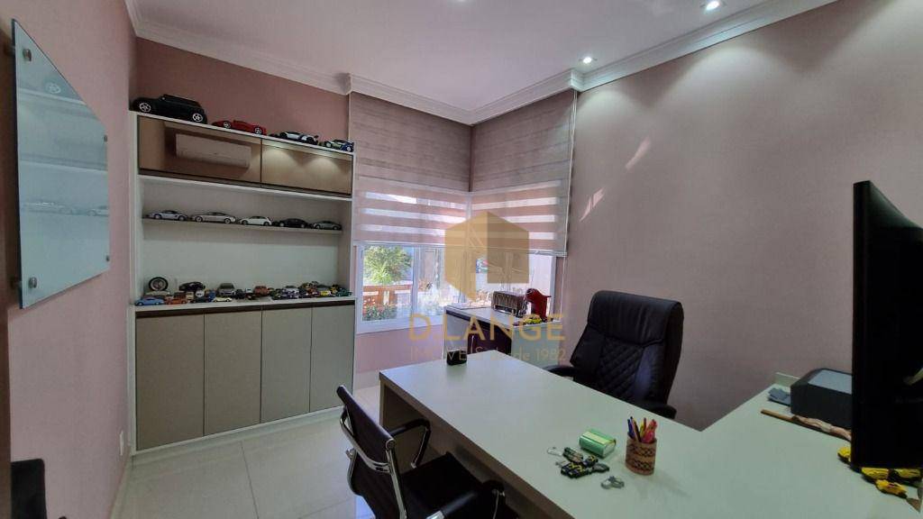 Casa de Condomínio à venda com 4 quartos, 350m² - Foto 4