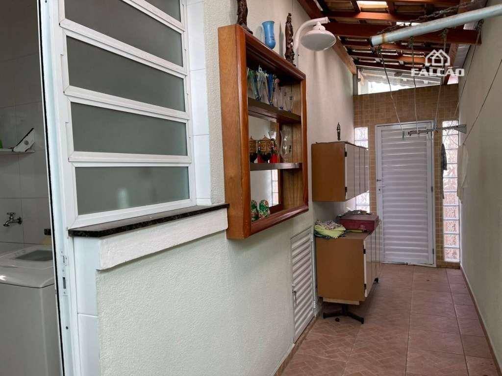 Sobrado à venda com 3 quartos, 100m² - Foto 25