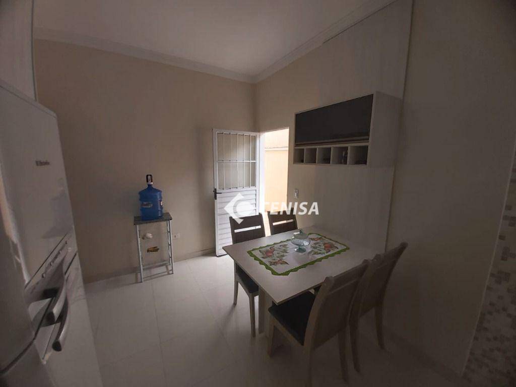 Casa à venda com 3 quartos, 100m² - Foto 19