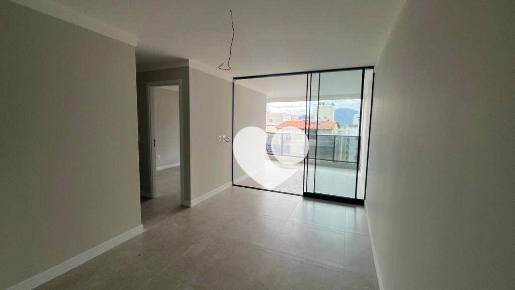 Apartamento à venda com 2 quartos, 88m² - Foto 7