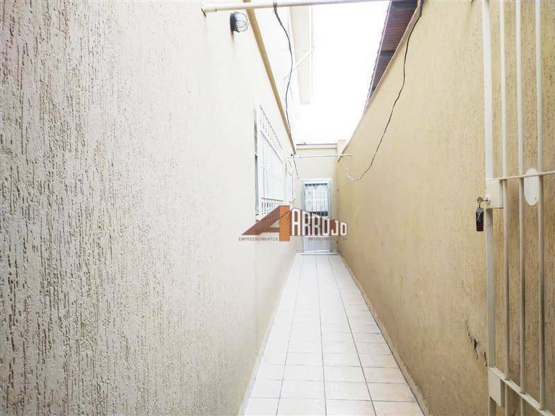 Sobrado à venda com 3 quartos, 218m² - Foto 18