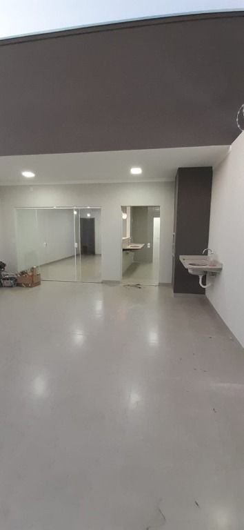 Casa para alugar com 3 quartos, 180m² - Foto 3