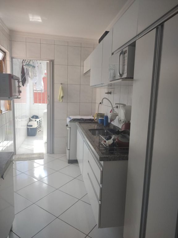 Apartamento à venda com 2 quartos, 56m² - Foto 4