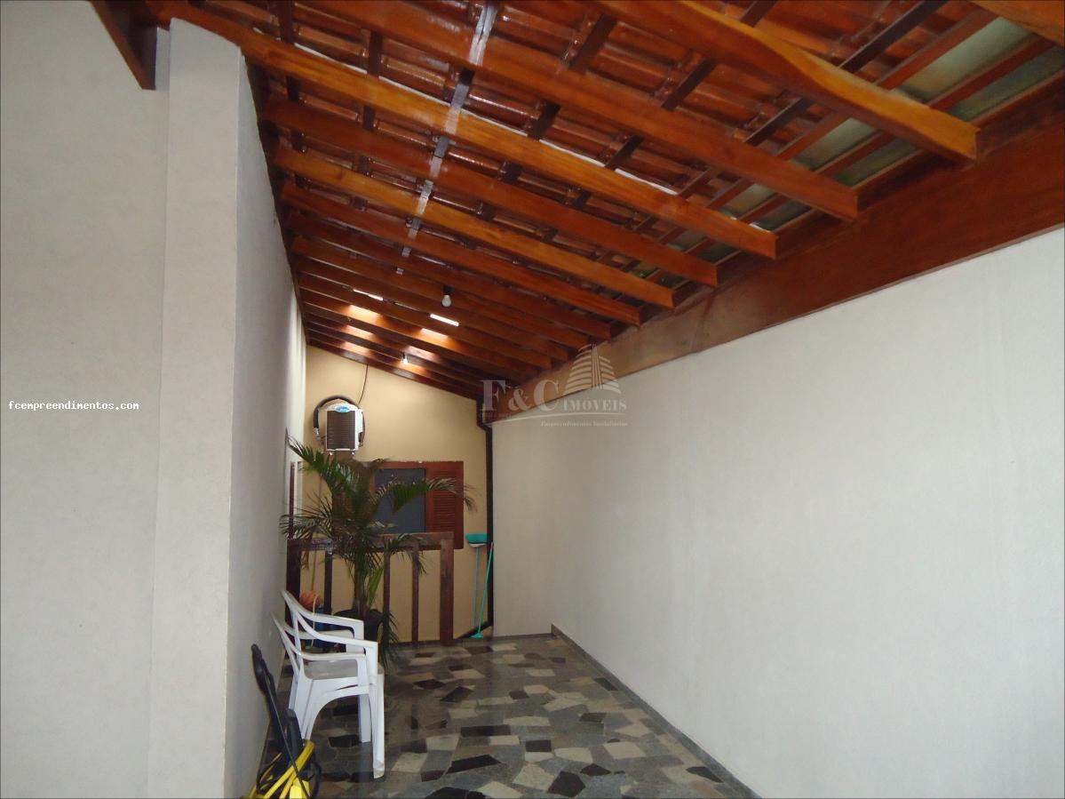 Casa à venda com 3 quartos, 300m² - Foto 19