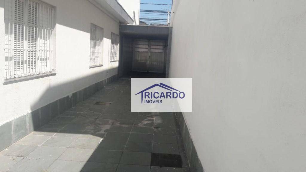 Casa para alugar com 3 quartos, 280m² - Foto 3