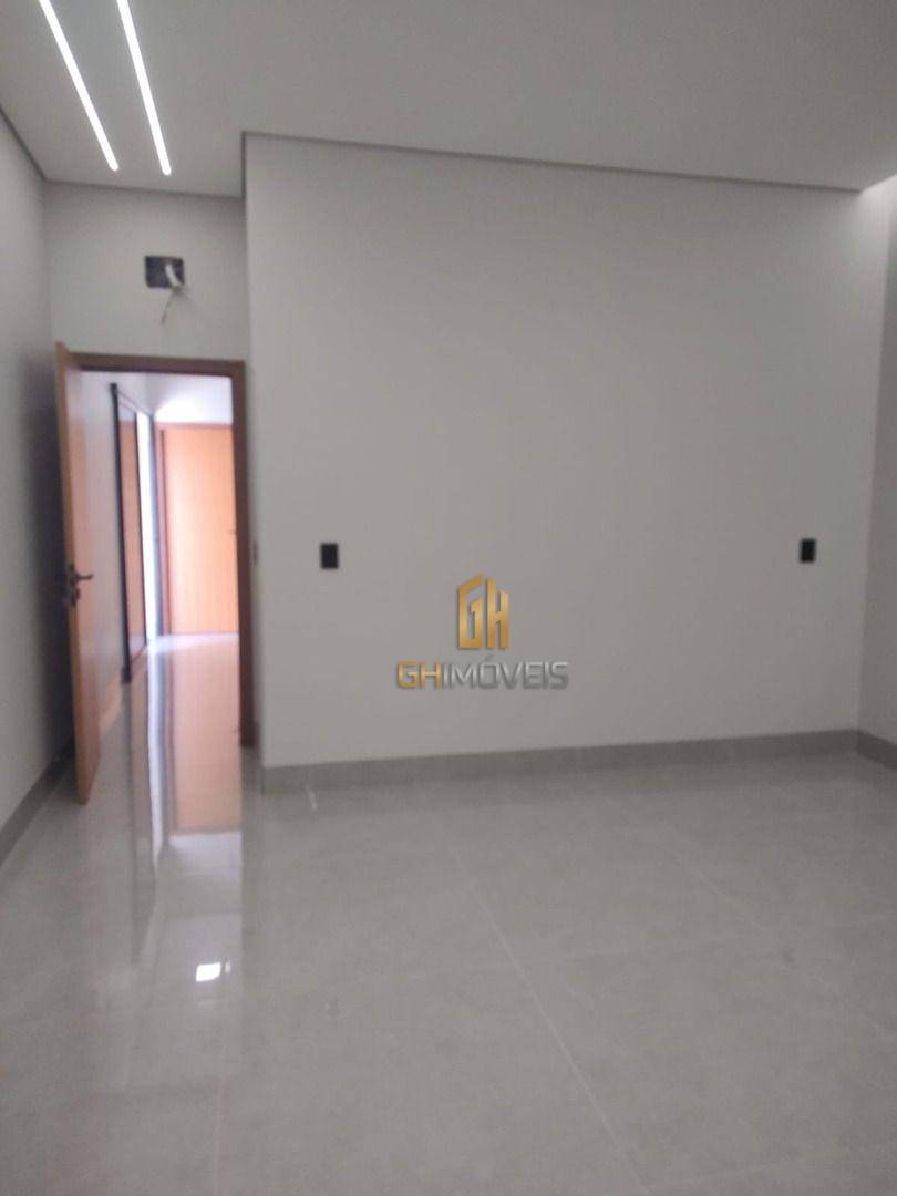 Casa de Condomínio à venda com 3 quartos, 213m² - Foto 4