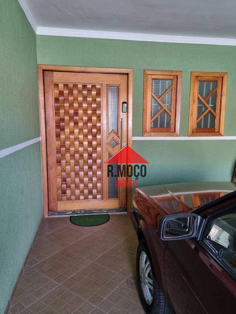 Sobrado à venda com 3 quartos, 180m² - Foto 5