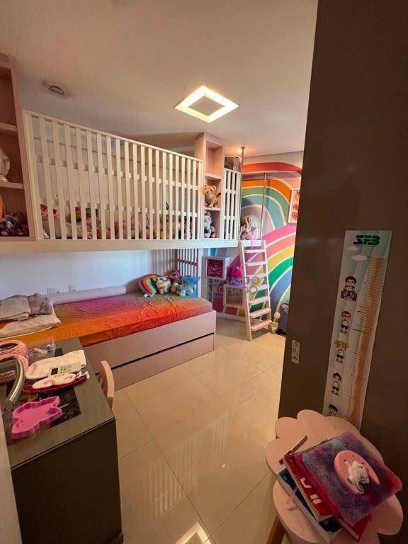 Apartamento à venda com 2 quartos, 95m² - Foto 9