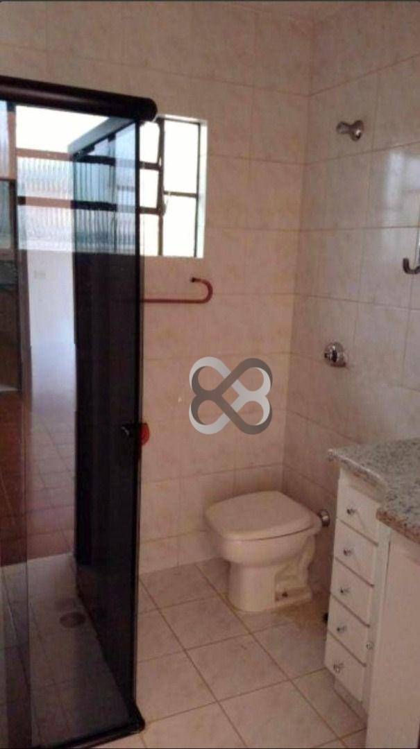 Casa à venda com 3 quartos, 230m² - Foto 11