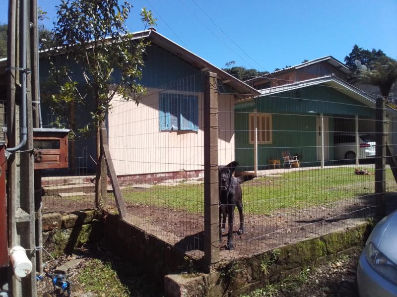 Casa à venda com 2 quartos, 90m² - Foto 4