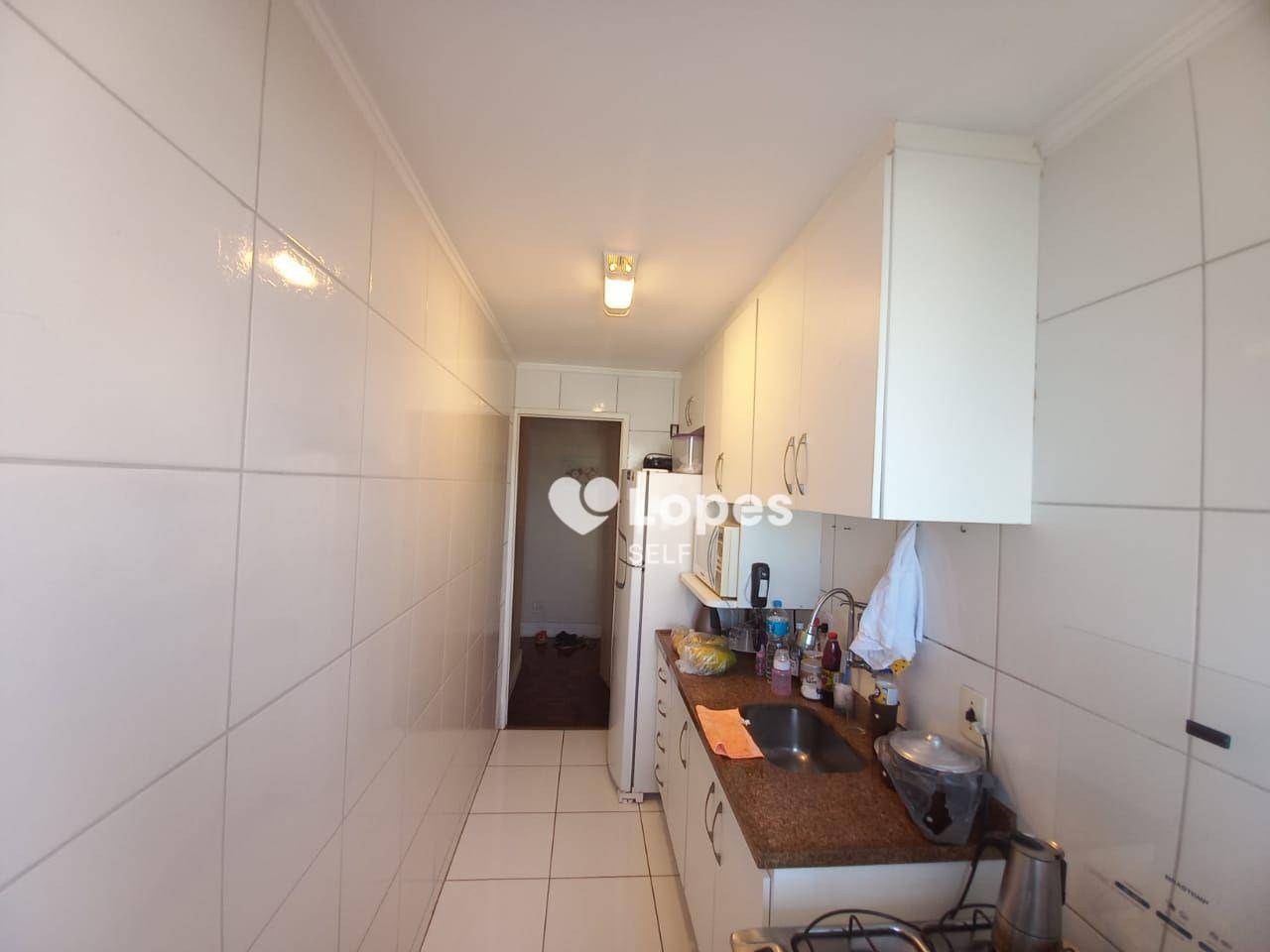 Apartamento à venda com 2 quartos, 68m² - Foto 7