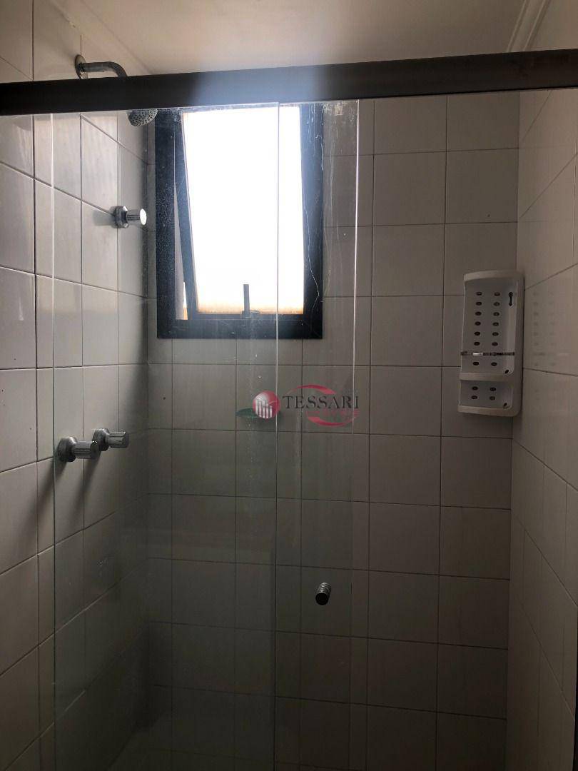 Apartamento para alugar com 3 quartos, 90m² - Foto 15