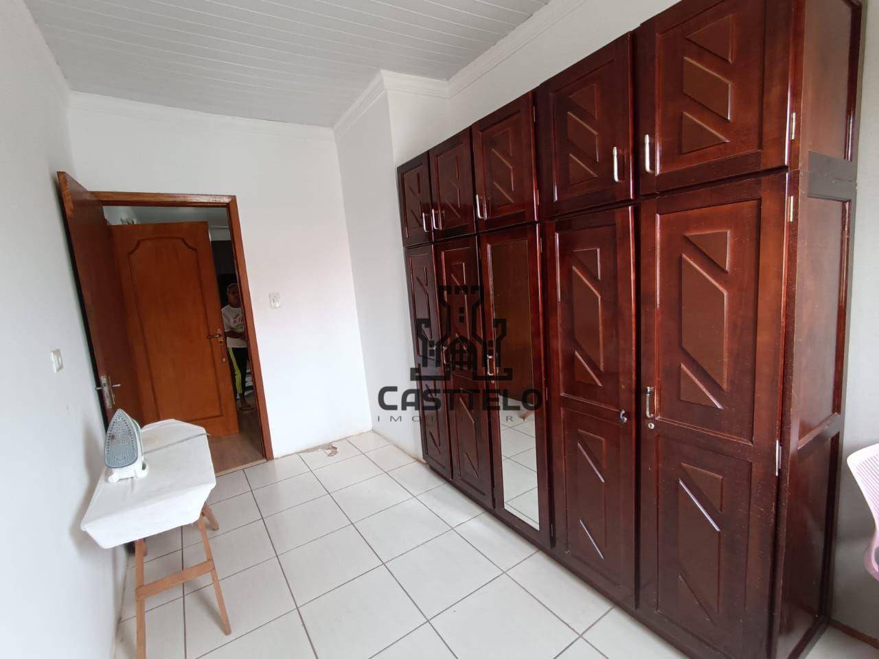 Casa à venda com 4 quartos, 115m² - Foto 12