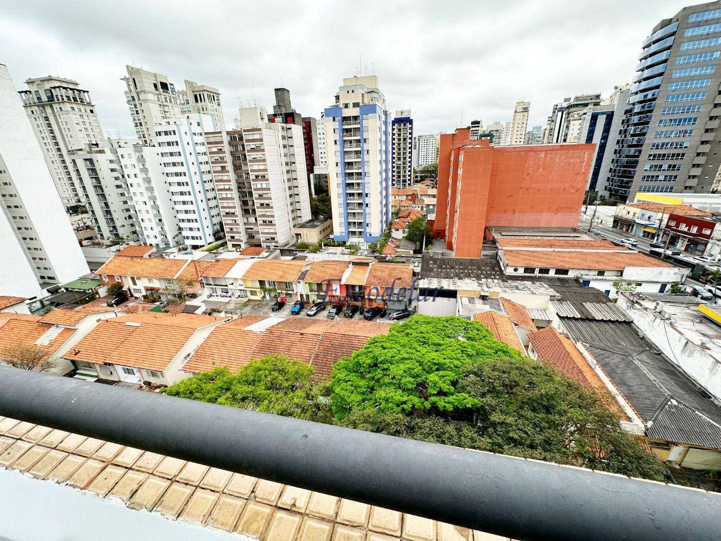 Apartamento à venda com 2 quartos, 63m² - Foto 28